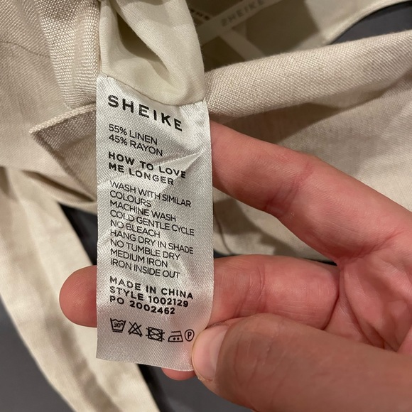 Sheike Beige Linen Playsuit with tie AUS 6 - Picture 4 of 4